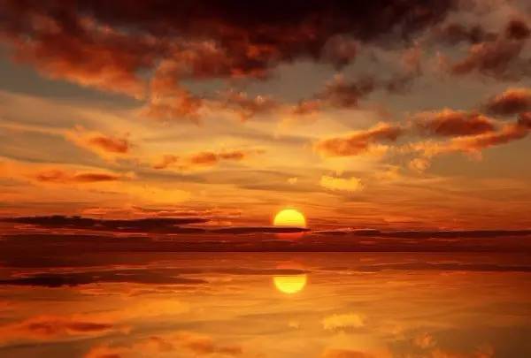 描写日落的诗句有哪些（赞美日落的诗句古诗）