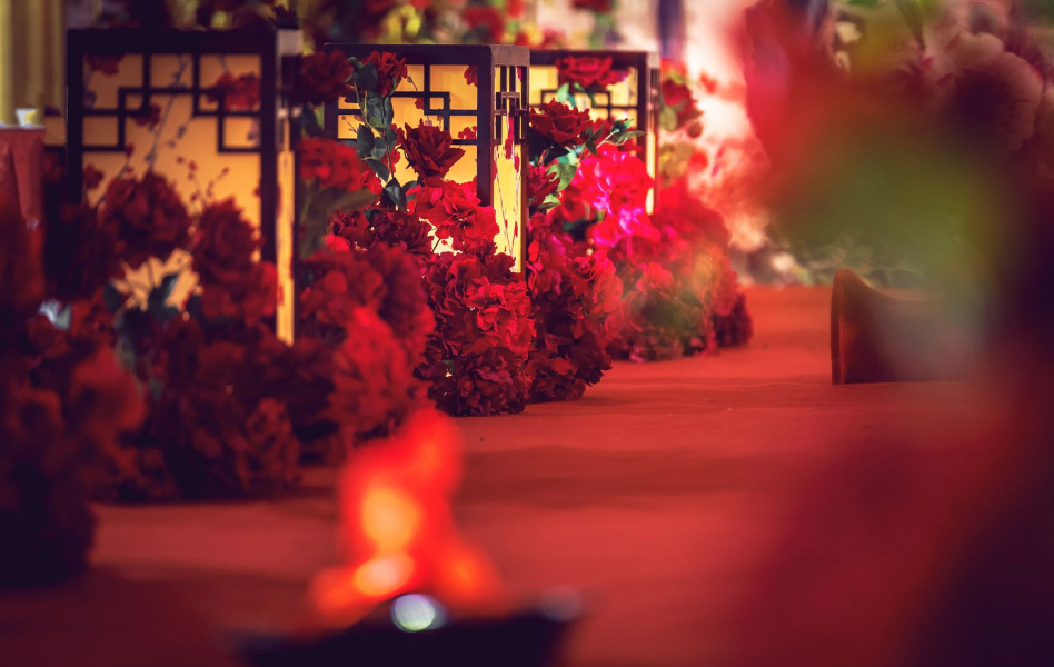 结婚诗句经典语录（结婚美好爱情诗句经典）