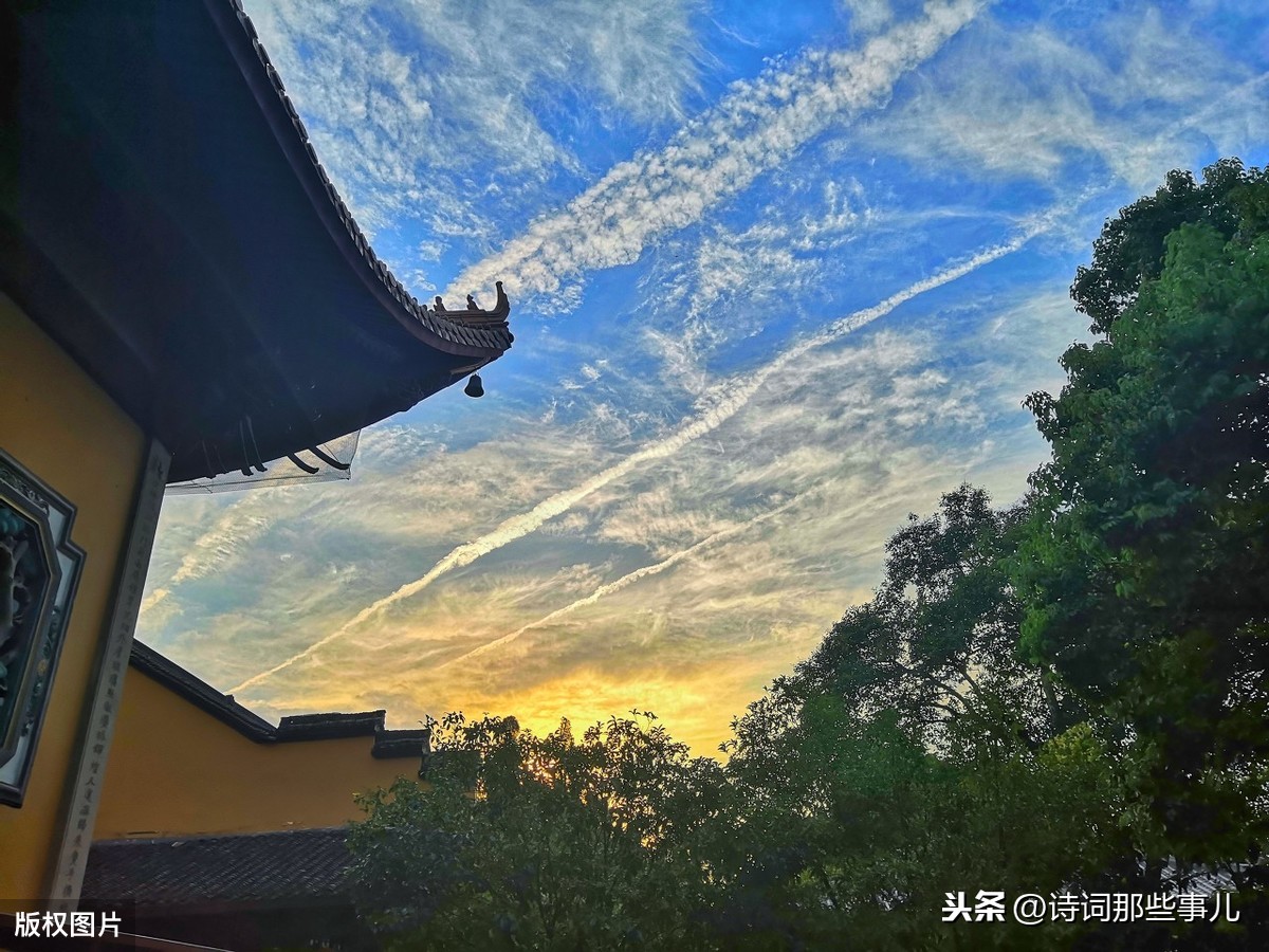 描写夏日的诗句简短（描写夏天心情愉悦诗句 ）