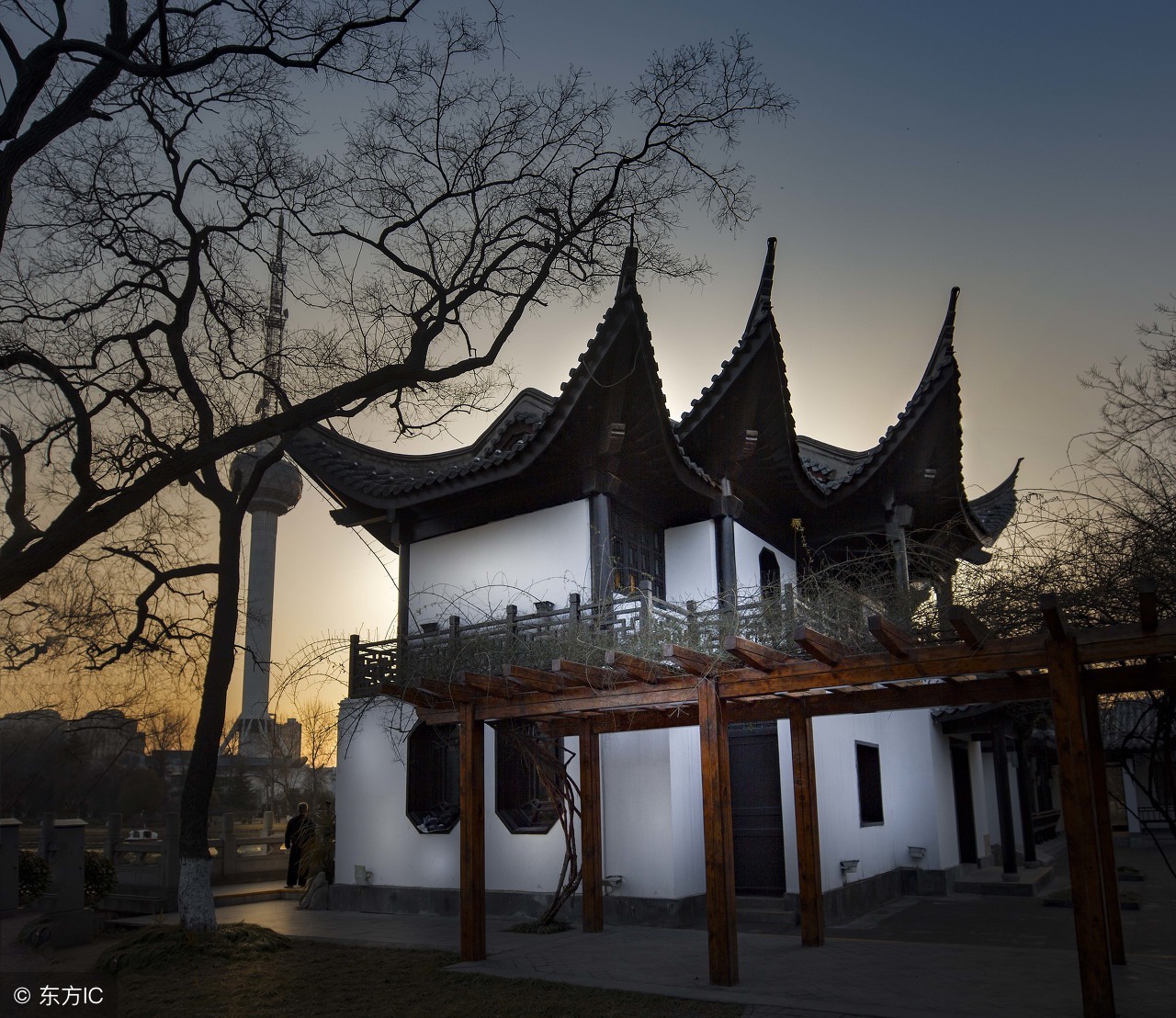 关于热爱祖国的诗歌（热爱祖国为主题的诗歌）