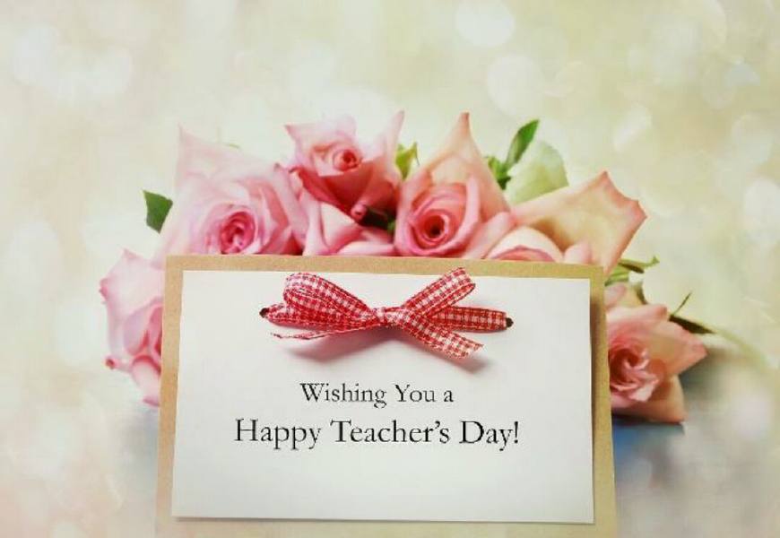 赞美老师的散文诗（赞美老师的著名诗句）