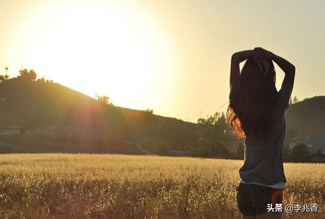 经典伤感语录短句（悲伤的语录经典）