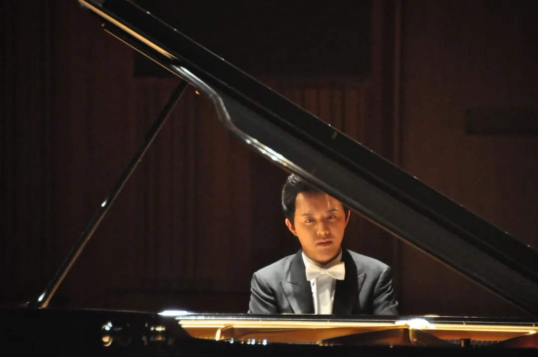 满足公众知情权要牺牲个人隐私吗（对于个人信息的保护依然面临诸多挑战）