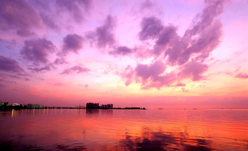 秋天赞美夕阳的诗句（赞美夕阳的诗句大全）