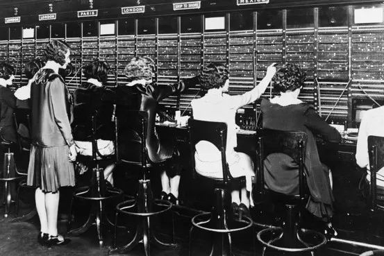 曾经是全球最大的垄断运营商,结果自废武功,惨遭收购……