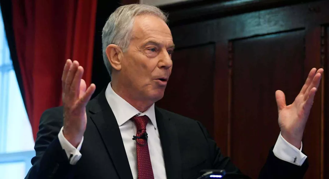 美前国务卿鲍威尔因患新冠去世（美国前总统小布什对鲍威尔去世表示哀悼）