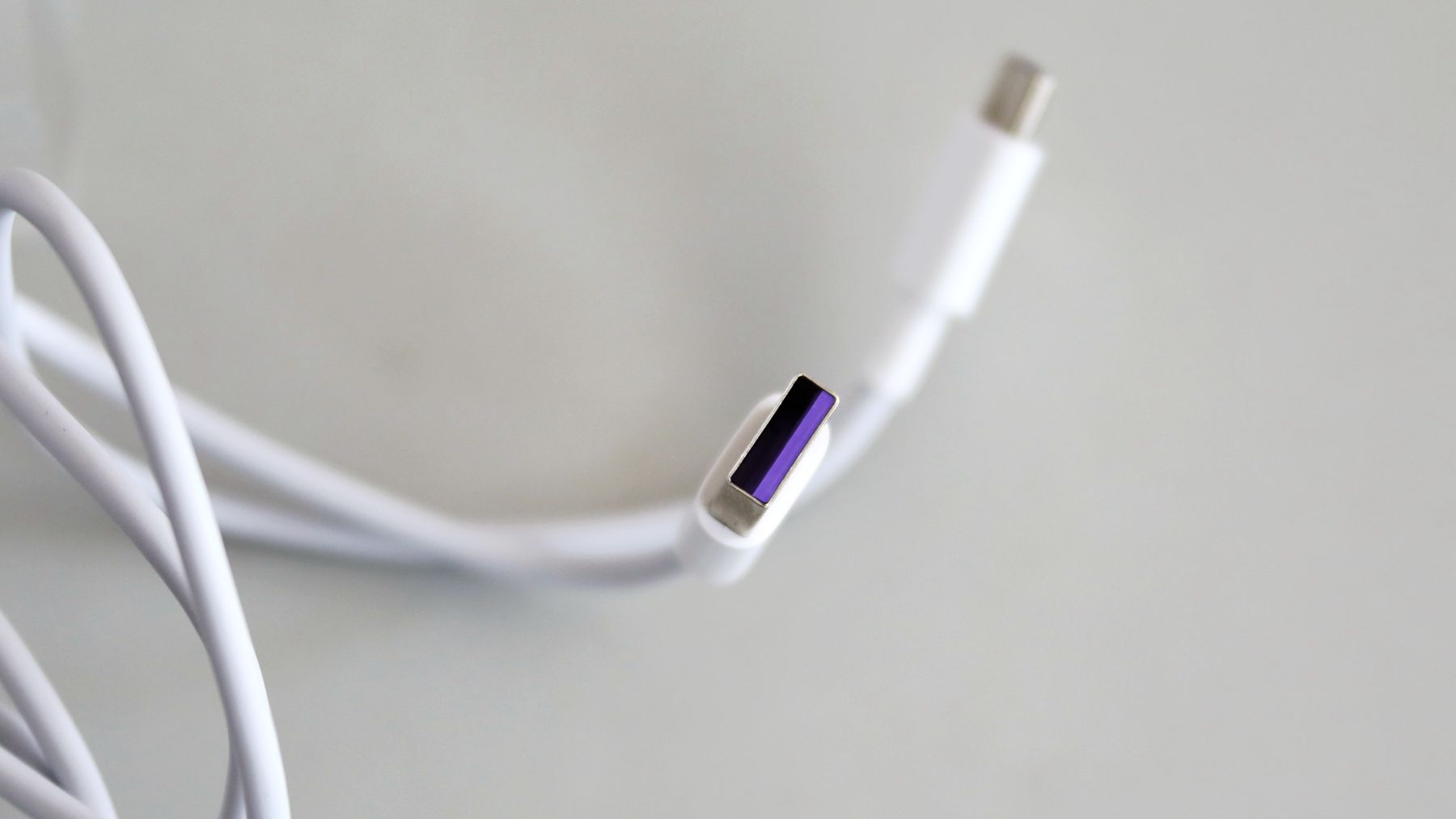 荣耀10上市时间（华为荣耀10的配置参数）