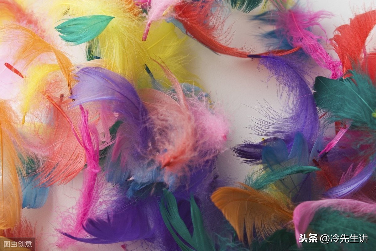 带颜色的成语有哪些（带有表示颜色的成语）