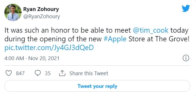 苹果公司庆祝洛杉矶 Grove Apple Store 零售店开业,CEO 库克现场参与互动